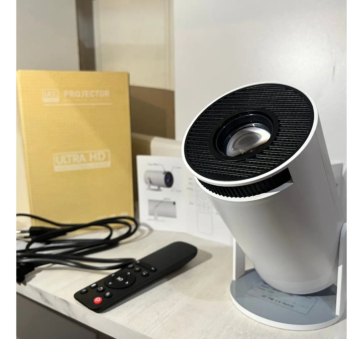Proyector Cine-Fútbol HY300